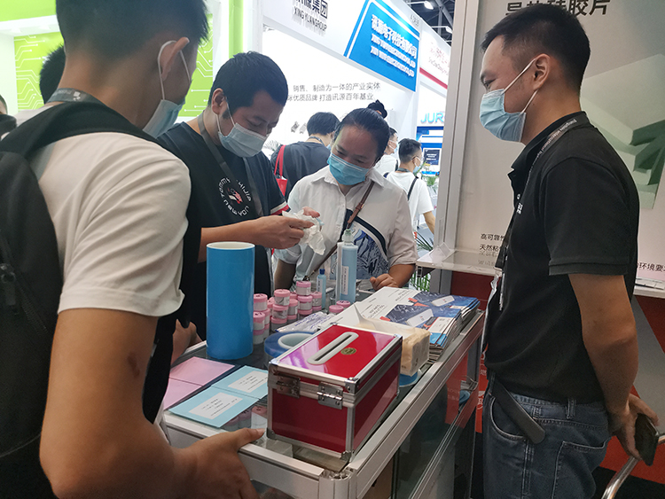 当下可为,未来可期|诺丰NFION导热硅胶闪耀亮相2021广州光亚展 当下可为,未来可期|诺丰NFION导热硅胶闪耀亮相2021广州光亚展